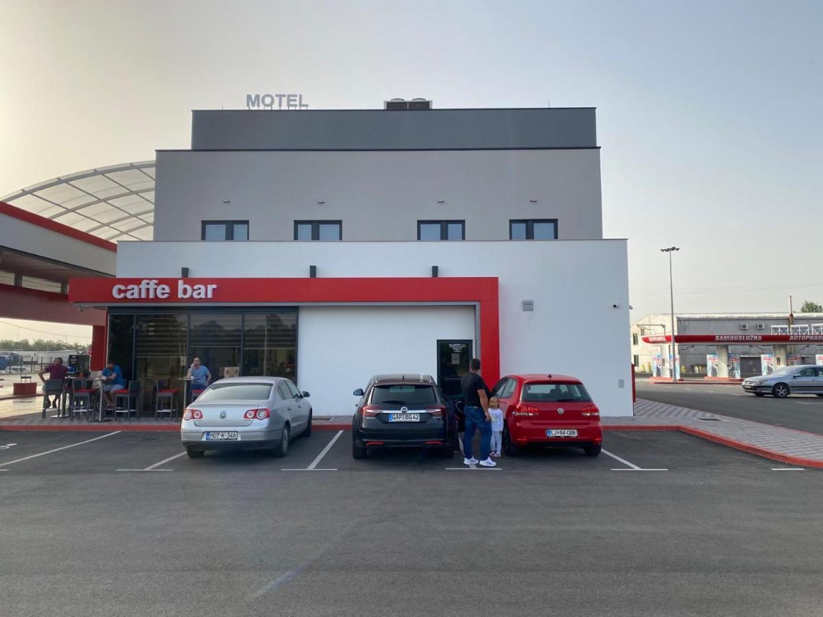 Belamionix Motel Bosanski Samac Екстериор снимка